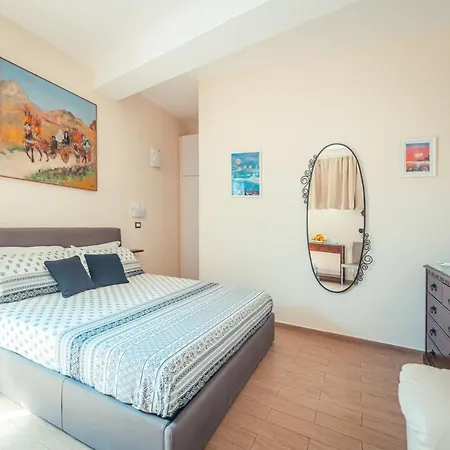 Bed & Breakfast Elegant R&b Floridia *