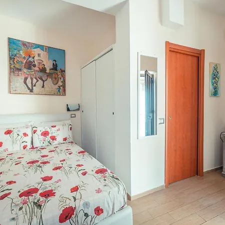 Elegant R&b Floridia Bed & Breakfast