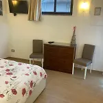 Elegant Mini Appartments Floridia Close To The Center Private Parking Bed & Breakfast 4*