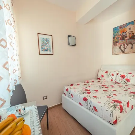 Elegant Mini Appartments Floridia Close To The Center Private Parking
