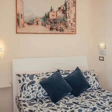 Elegant Mini Appartments Floridia Close To The Center Private Parking Frühstückspension Taormina