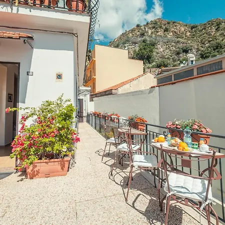 Bed & Breakfast Elegant R&b Floridia *