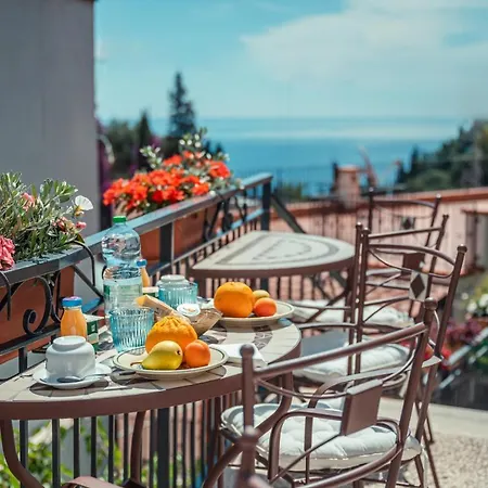 Elegant Mini Appartments Floridia Close To The Center Private Parking 3*