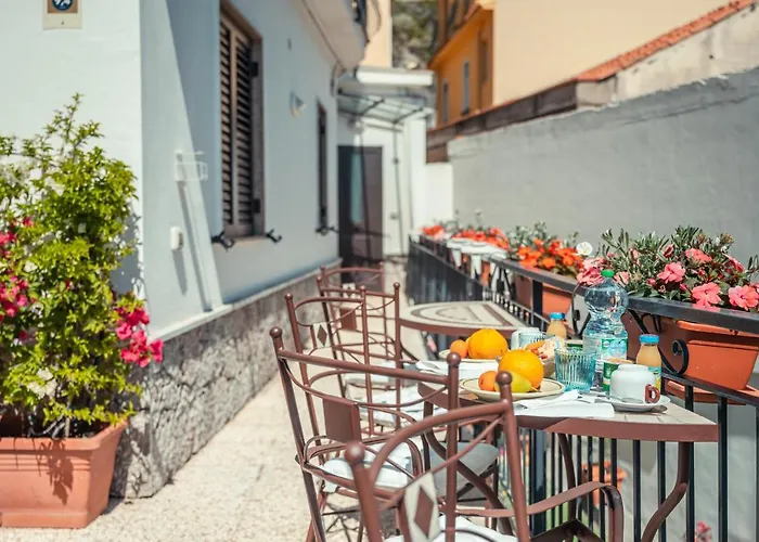 Elegant Mini Appartments Floridia Close To The Center Private Parking